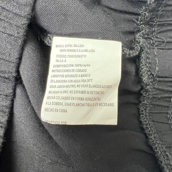 Extra Belleza Floral Embroidered Swim Coverup Shorts L Dark Romantic Vaca Shabby - Picture 6 of 8